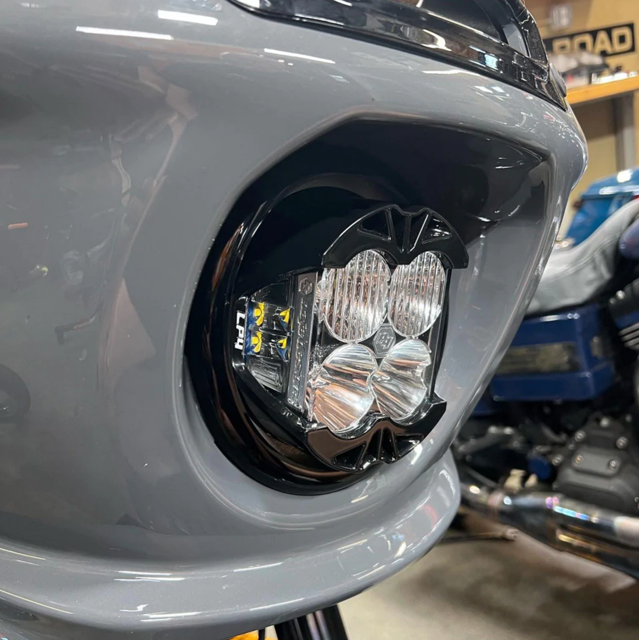 CALI RAISED MOTO, CALI RAISED MOTO LOW RIDER ST LP4 HEADLIGHT COMBO KIT