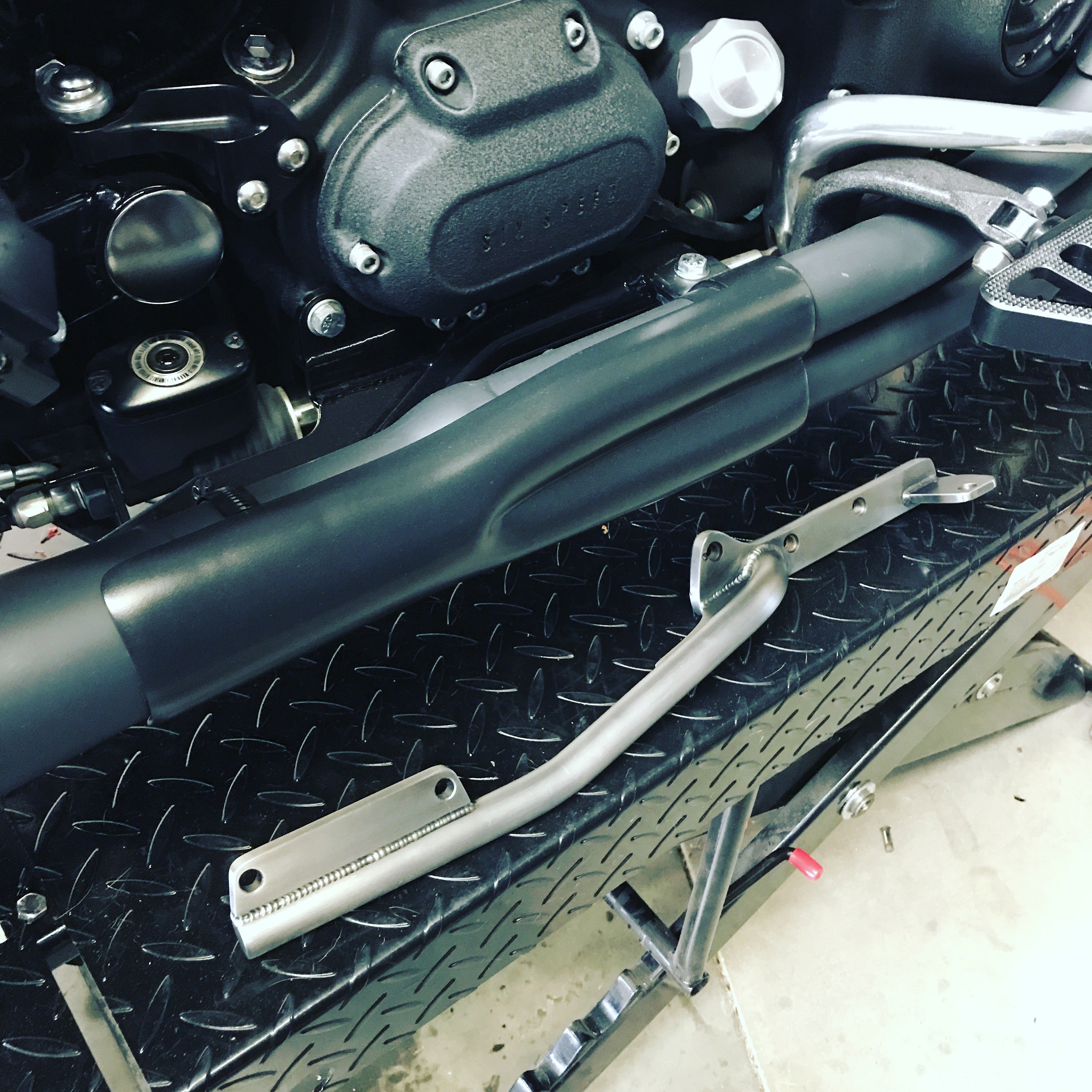 Speed-Kings Cycle, Dyna Unbreakable Thunder Header Bracket