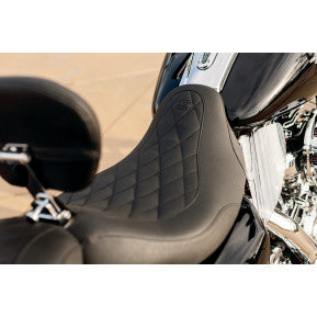 Mustang, MUSTANG - WIDE TRIPPER SOLO SEAT - WITH REMOVABLE DRIVER BACKREST - DIAMOND STITCH - '08-20 TOURING