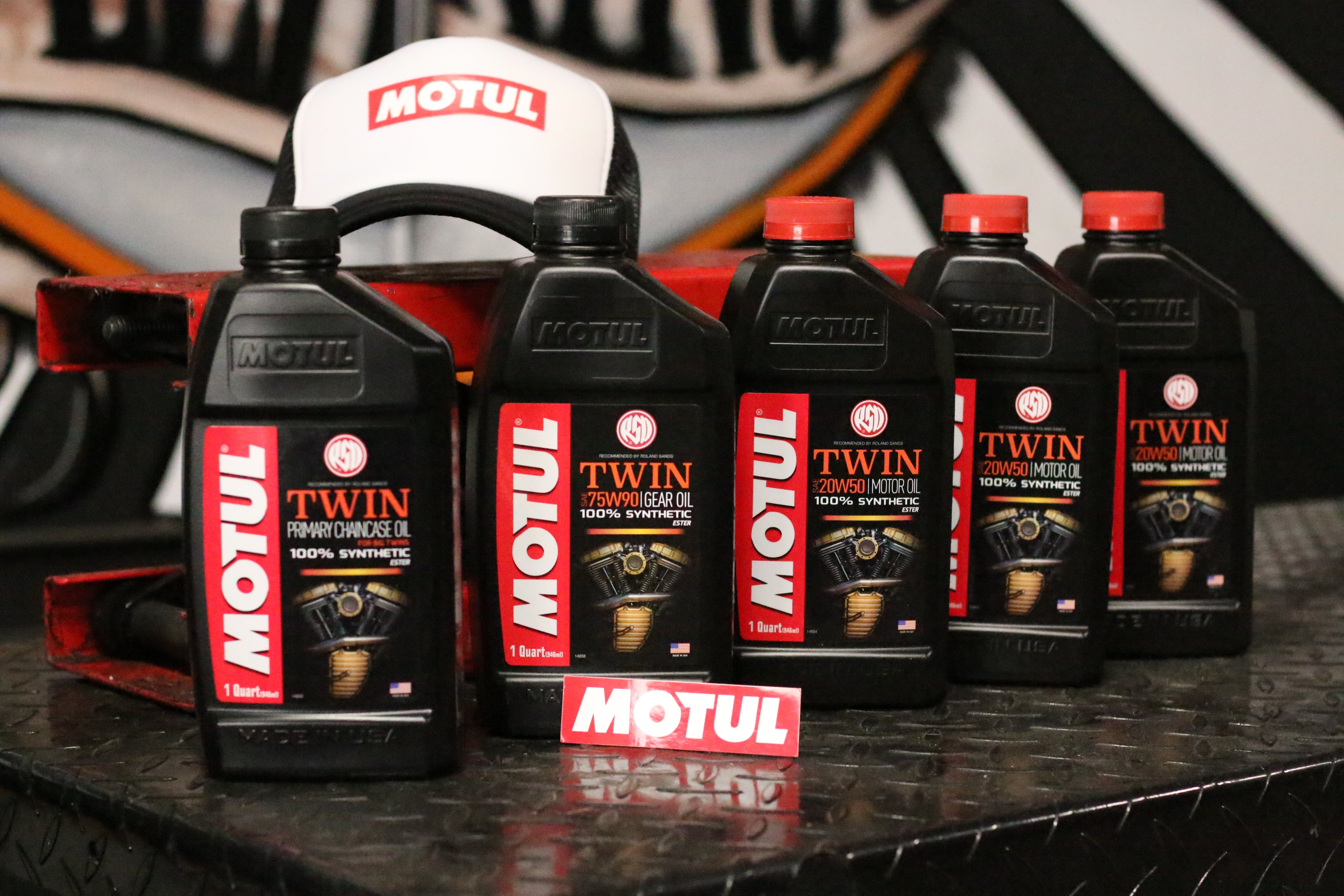 Motul, Motul Synthetic Oil Change Kit - Dyna